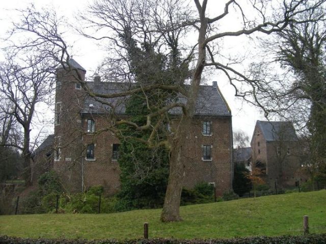 Dürboslar Castle