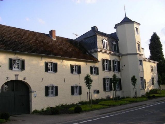 Weiherhof Manor
