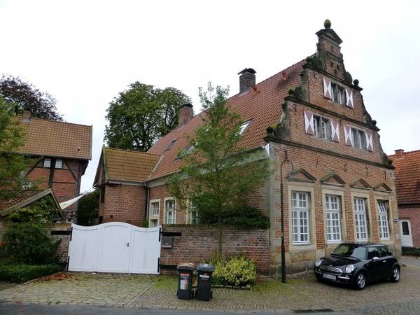 Haus von Hülst Castle