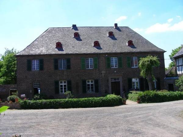 Pesch Manor