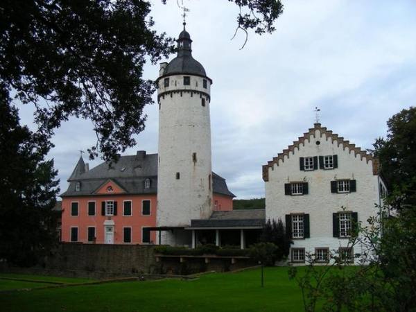 Burg Zievel