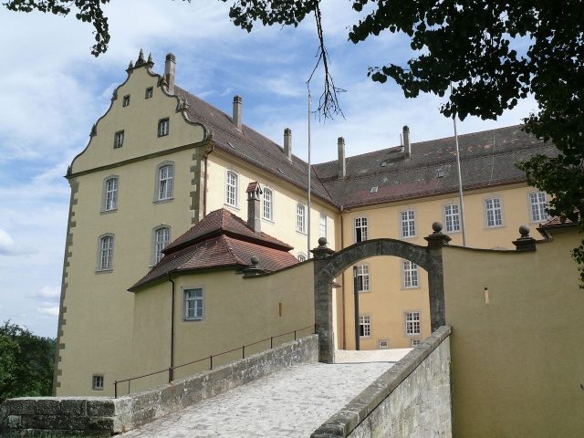 Untergröningen Castle