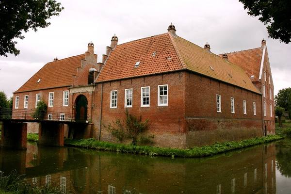 Burg Hinta