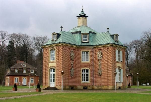 Clemenswerth Castle
