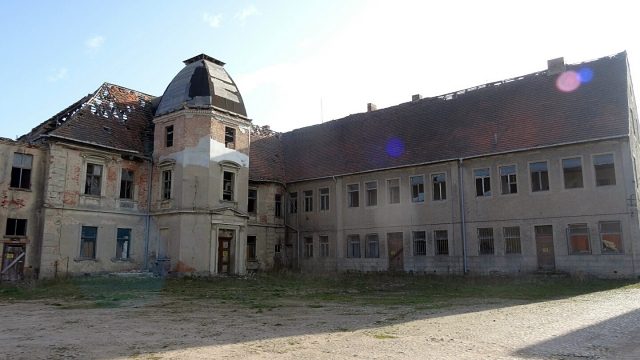 Dobritz Manor