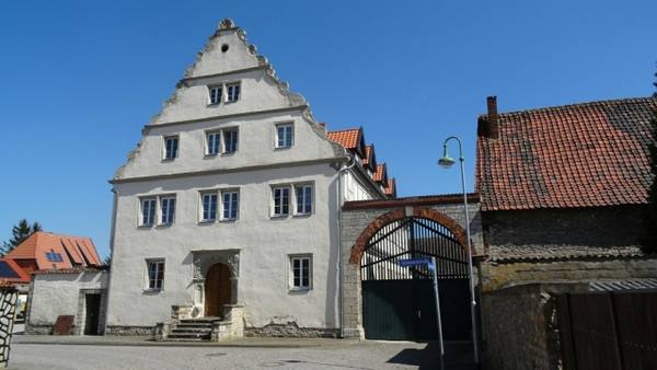 Hansescher Hof Castle