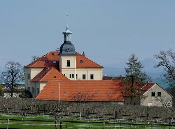 Röhrsdorf Castle