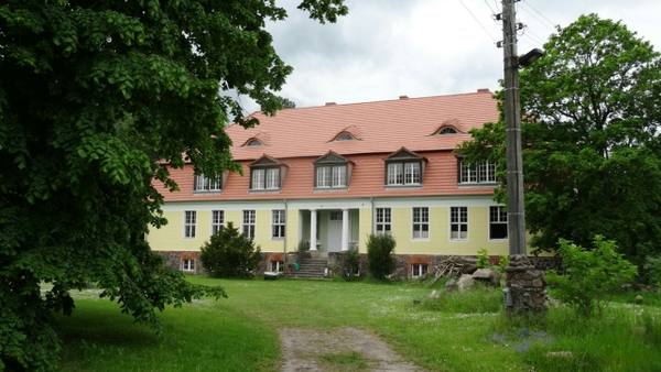 Battinsthal Manor