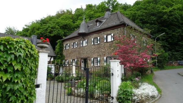 Burgsahr Castle