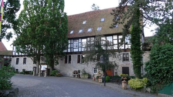 Bolzum Manor