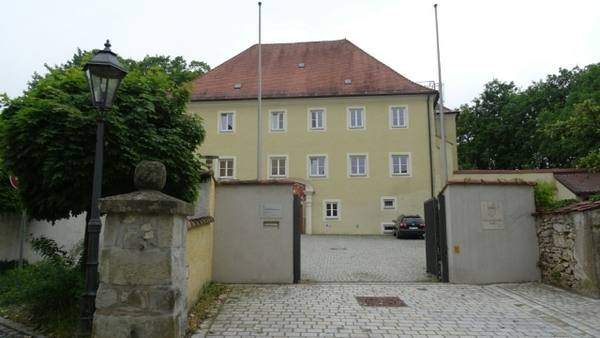 Neues Schloss Hemau
