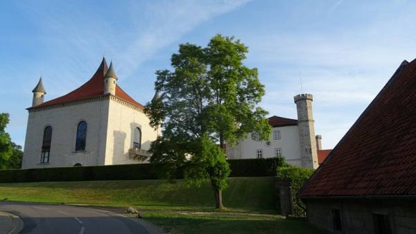 Derneburg Castle