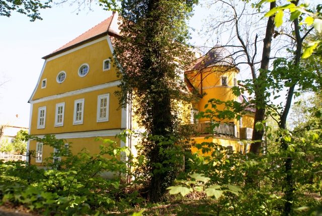 Gollma Manor