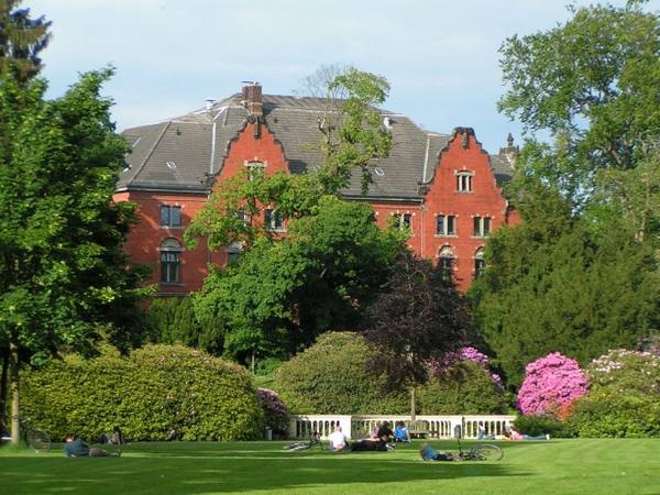 Elisabeth-Anna-Palais