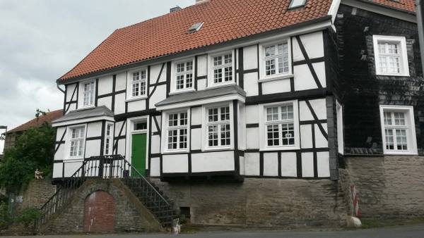 Schellenberg Manor