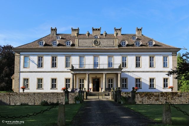 Schloss Holzhausen
