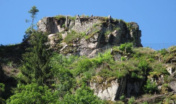 Berneck Castle