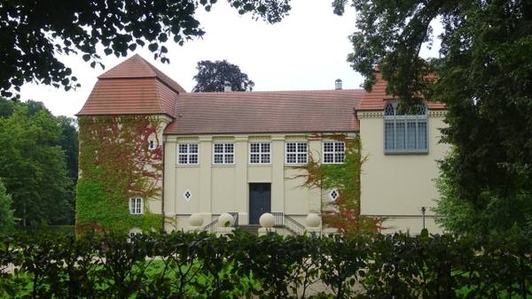 Neumühle Manor