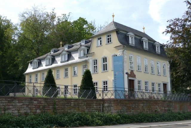 Hofgarten Castle