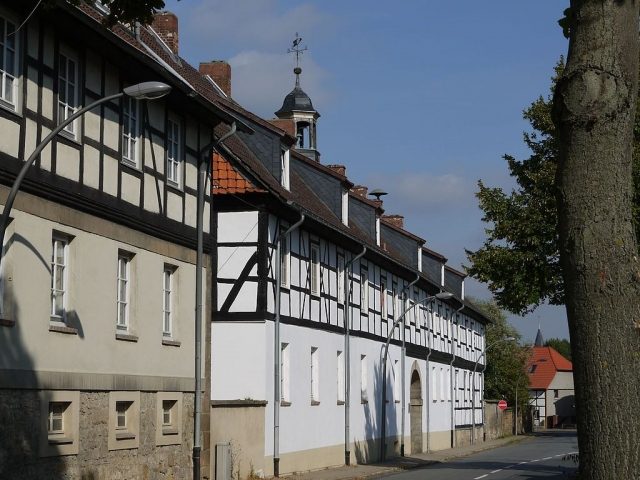 Flachstöckheim Manor