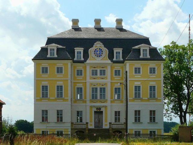 Wiederau Castle