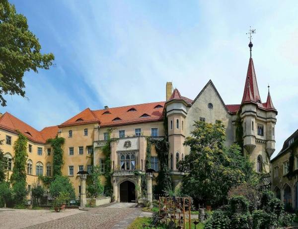 Püchau Castle
