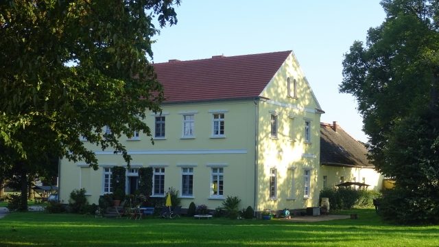 Behlendorf Manor