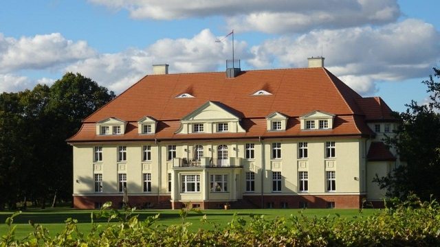 Schwaneberg Manor