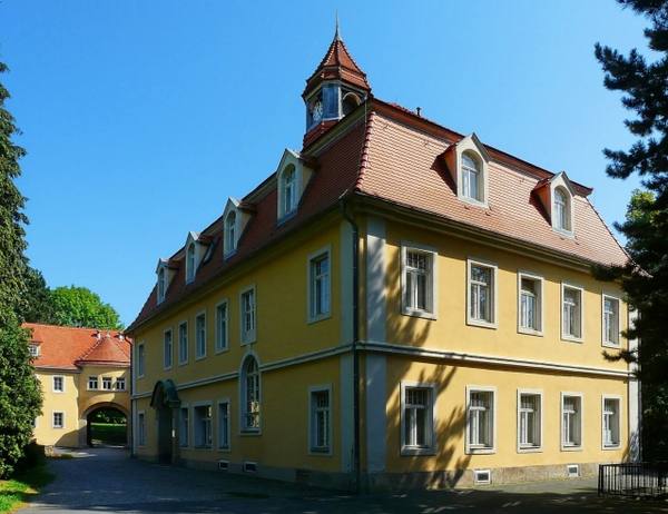 Friedrichsthal Castle