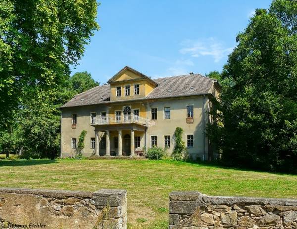 Oelzschau Manor