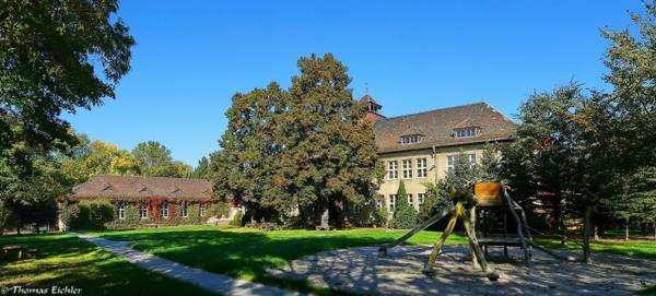 Portitz Manor