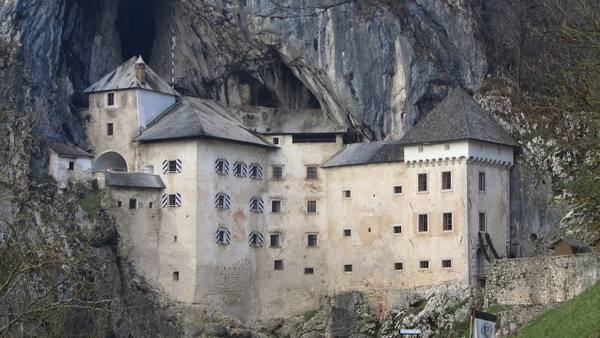 Predjama Castle (Predjamski Grad)