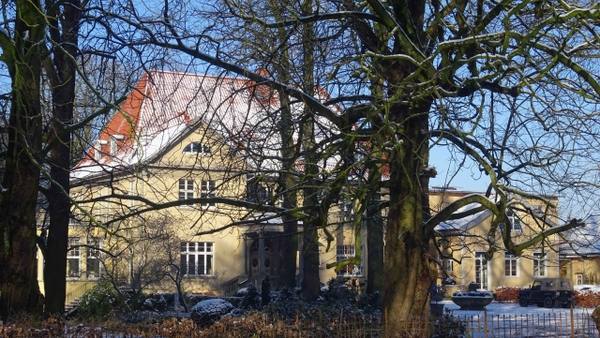 Osthoff Manor