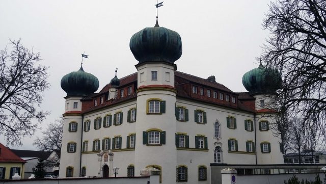 Offenstetten Castle