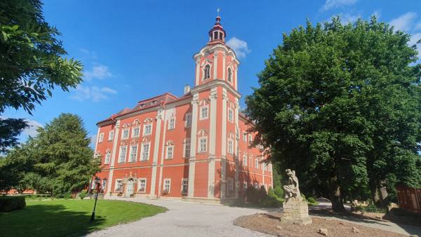 Dětenice Castle