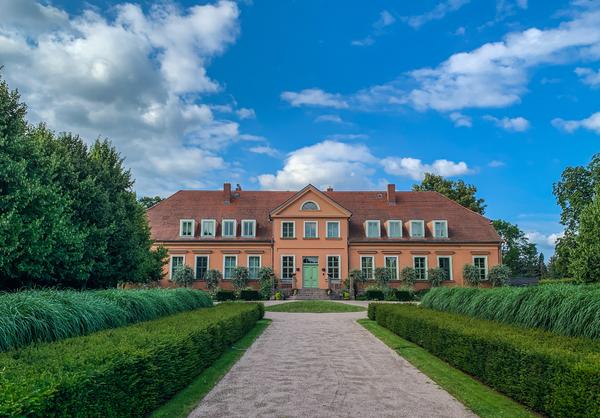 Gutshaus Rogeez