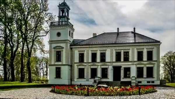 Gutshaus Saatel