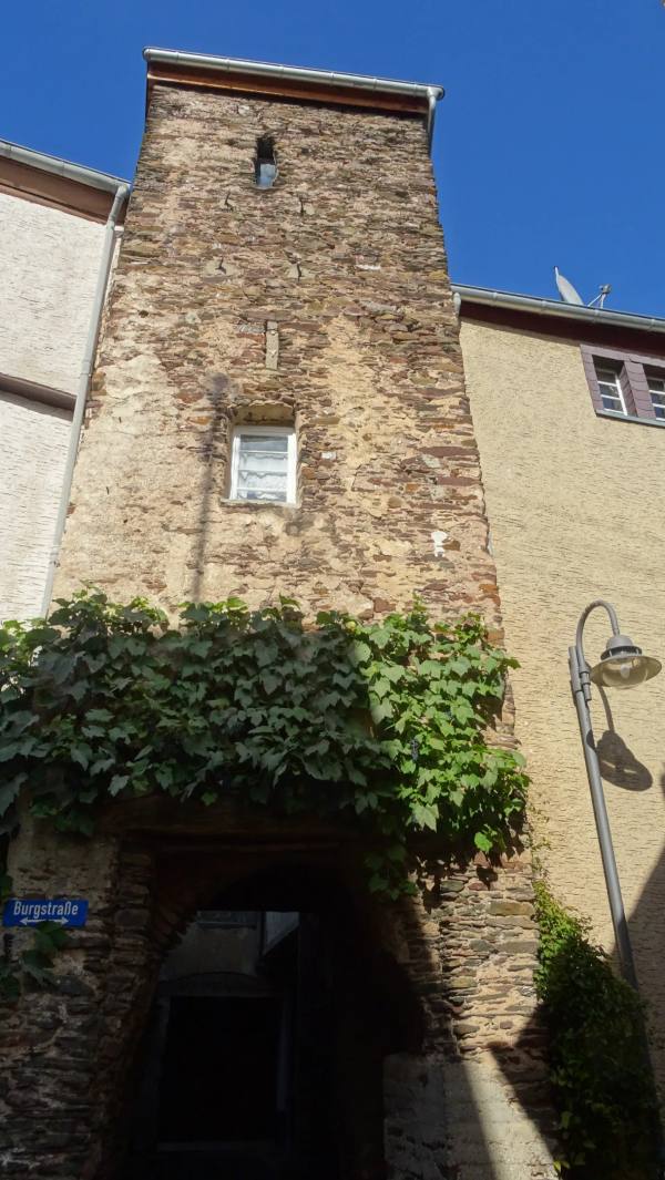 Kinheim Castle