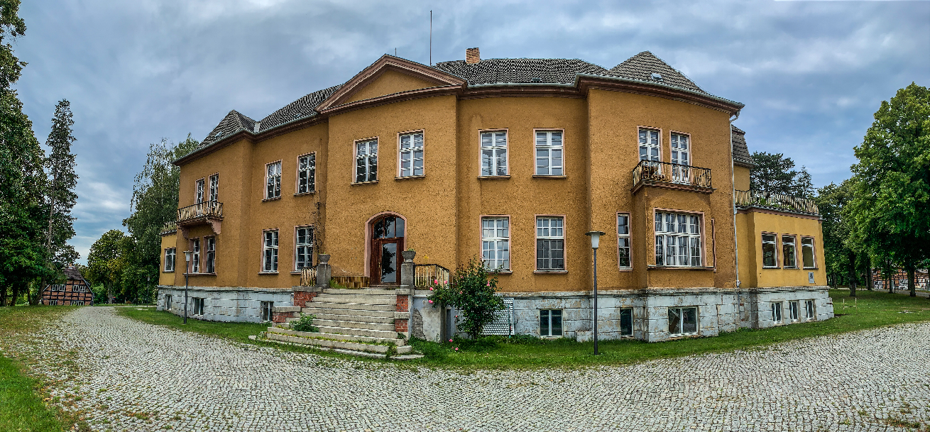 Schloss Alt Rehse
