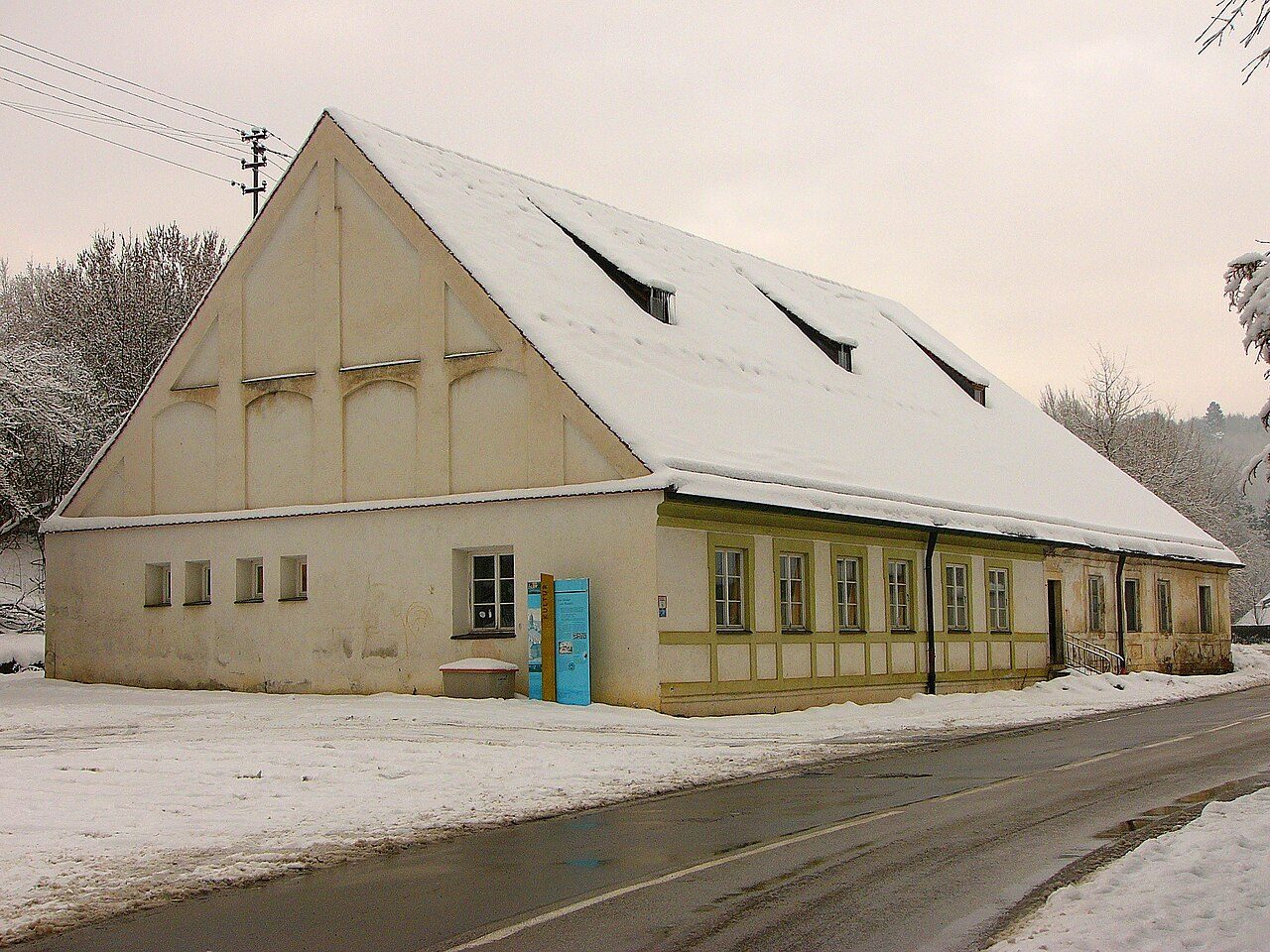 Ehemalige Volksschule des Klosters