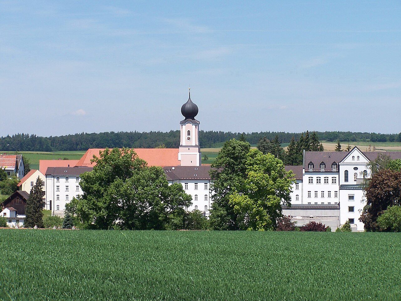 Kloster der Salesianerinnen mit Schule