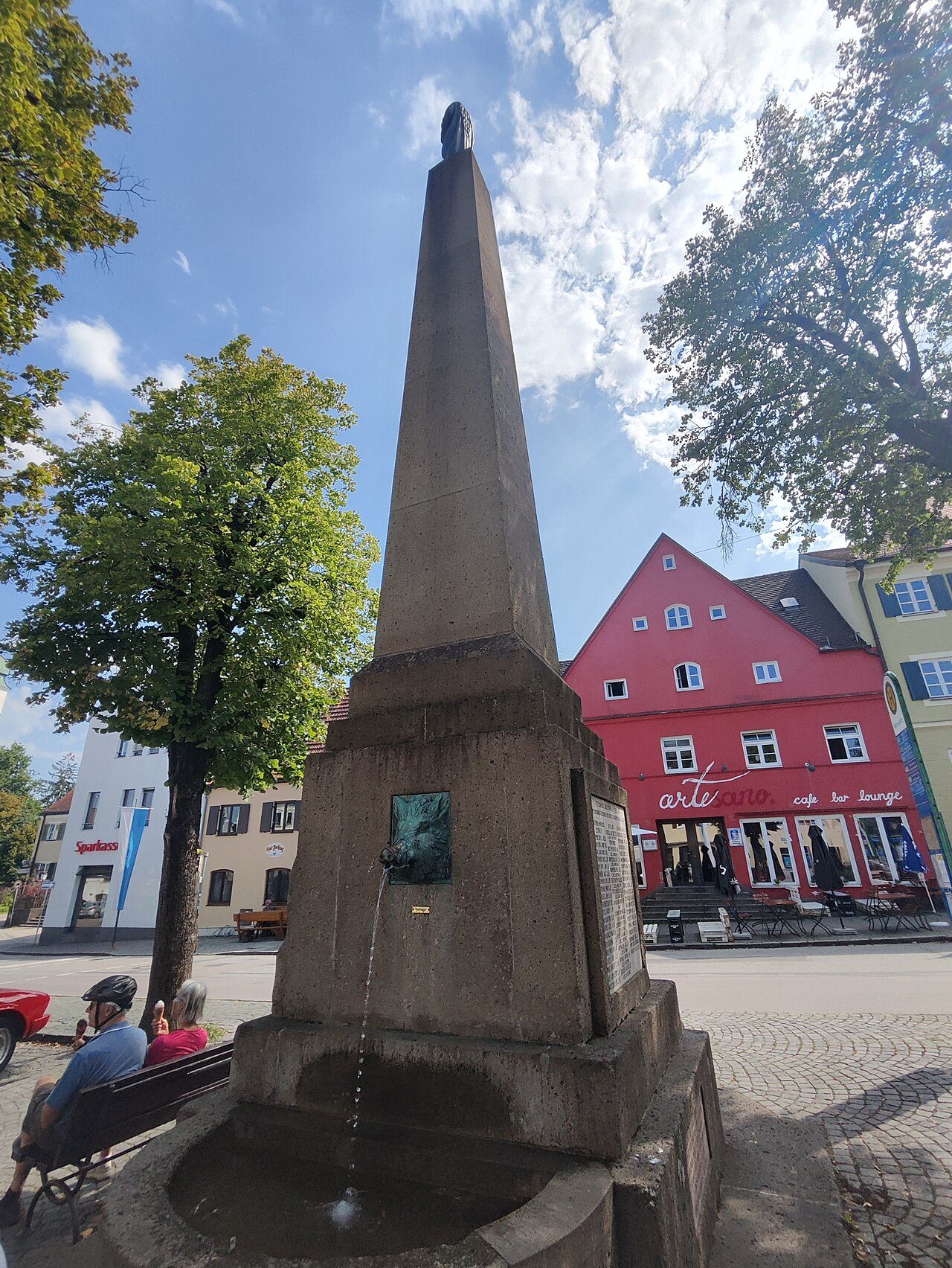 Ensemble Marienplatz mit Kloster