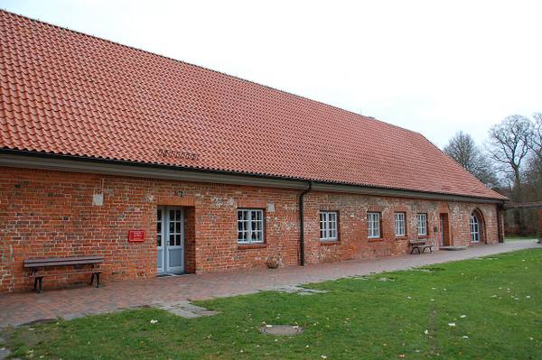 Kloster: ehem. Klausur (Ostflügel)