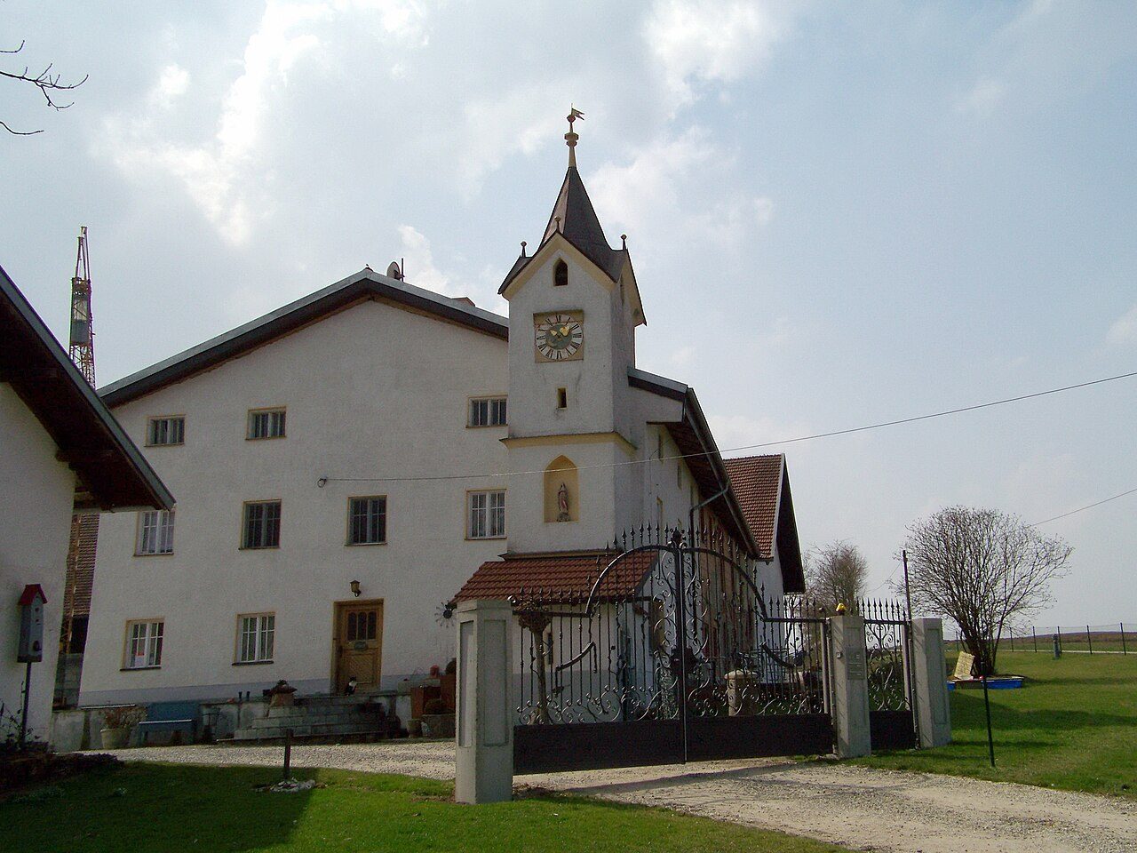 Ehem. Klostermaierhof