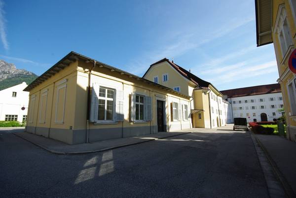 Ehemaliger Propsteistock des Augustiner-Chorherrenstifts Kloster St. Zeno, seit 1852 Institut der Englischen Fräulein