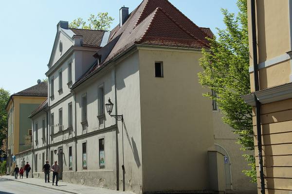 Ehemaliges Ökonomiegebäude des Schottenklosters St. Jakob