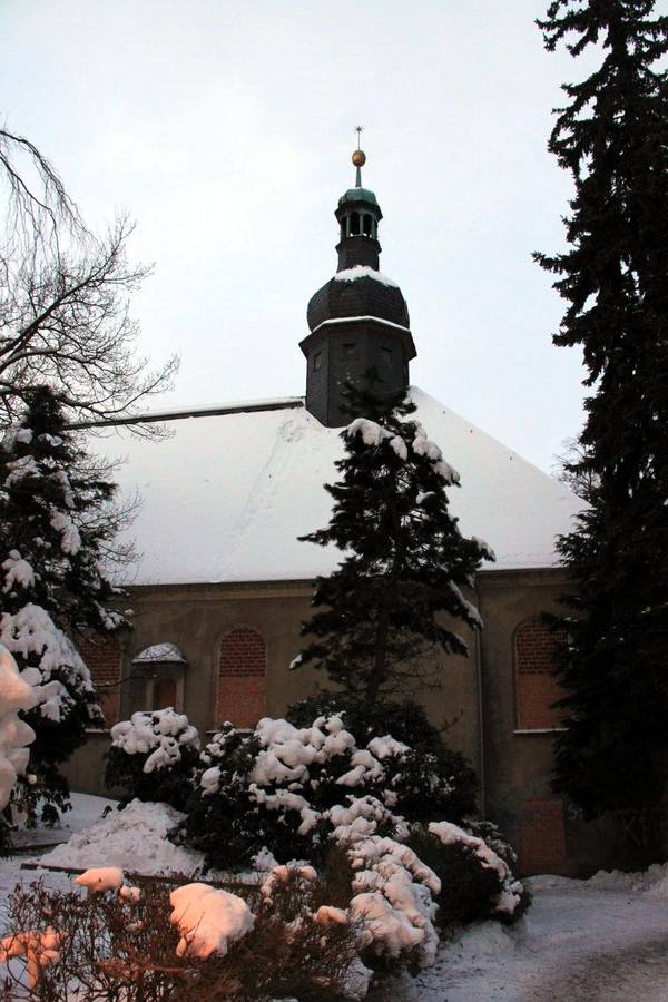 Ehemaliges Hospital St. Trinitatis; Hospitalkirche, Trinitatiskirche (Annaberg-Buchholz), Friedhofskirche Adam-Ries-Straße 6