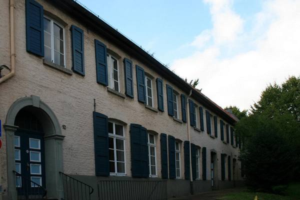 Klosterstraße 12, 12a, 12b