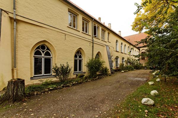 Kloster St. Johannis: Klausurgebäude mit Schwahl, Remter und Kapitels