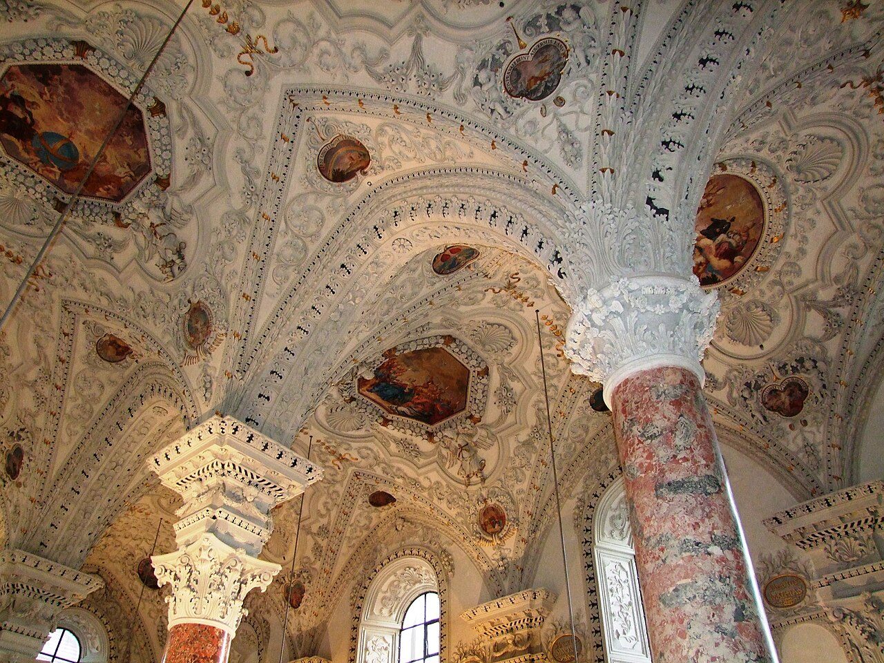 Kreuzherrenkloster